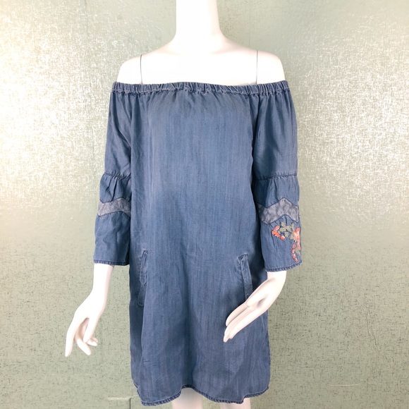 Stitch Fix Dresses & Skirts - Stitch Fix Billy T Kyla Chambray Dress Size S